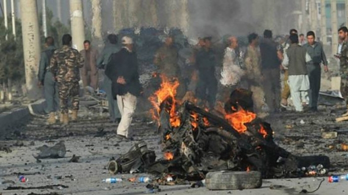 kabul suicide attack killed 32
