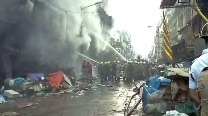 major fire breakout in kolkatta market