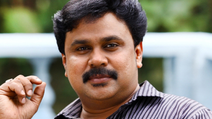 hc imposes fine on dileep advocate