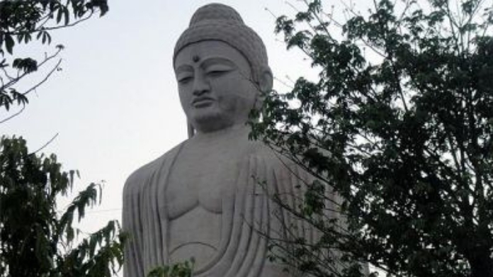 80 ft long budha statue in gujarat