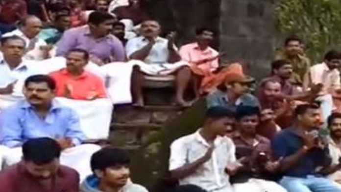 hindu aikyavedi activists protest before ranni police station