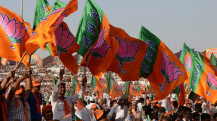 bjp march to kozhikode crime branch office