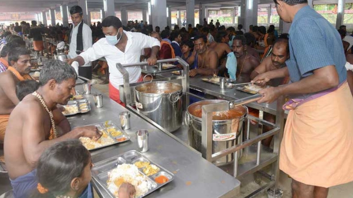 rss organization to take over the charge of annadanam in sabarimala