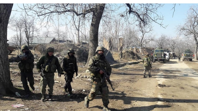 conflict in kashmir killed 6 terrorists