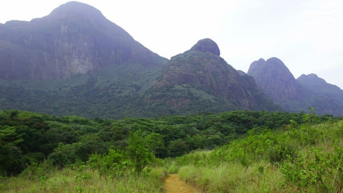 women too can go to agasthyarkoodam for trecking