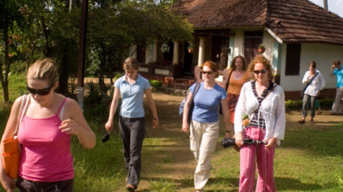 Britain warns tourists about situation in kerala