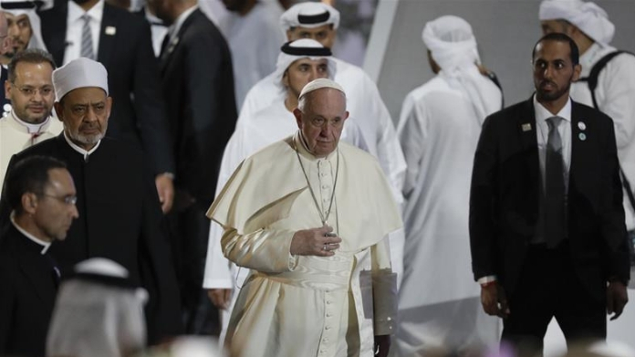 pope to conduct holy mass in uae today