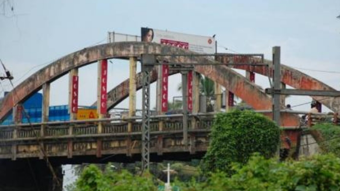 nagambadam over bridge removed