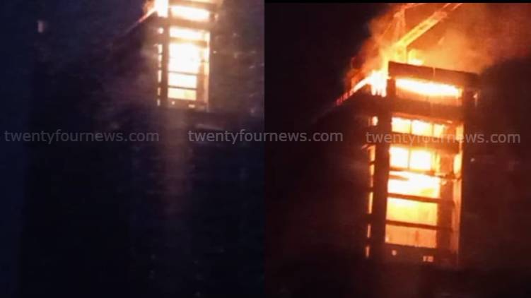 fire in two multi-storeyed building in Kochi; migrant workers dies