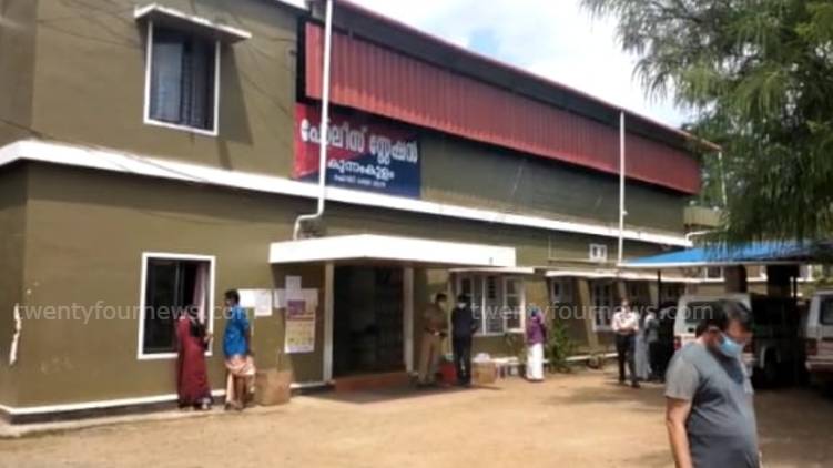 Lockdown violation Prayer in mosque kunnamkulam