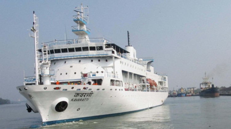 ship lakshadweep landed kochi
