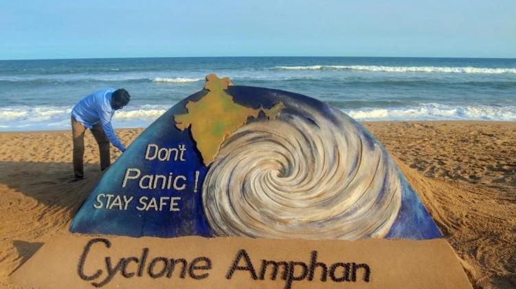 amphan cyclone odisha shore