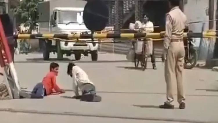u p police