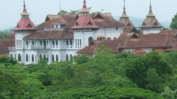 kawadiyar palace
