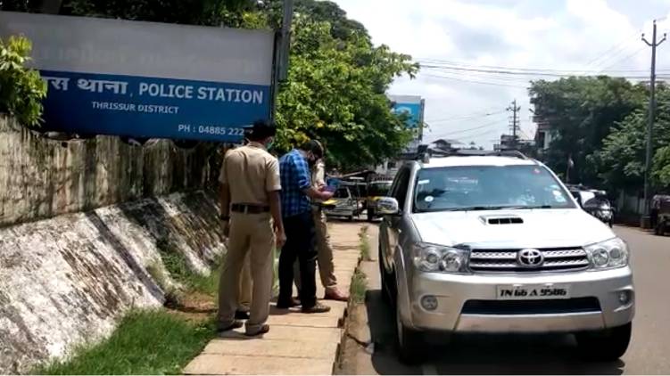 kerala police lockdown arrest