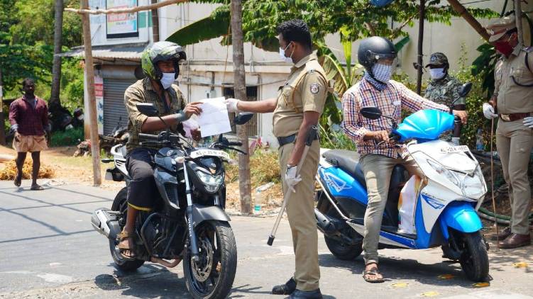 LOCKDOWN KERALA