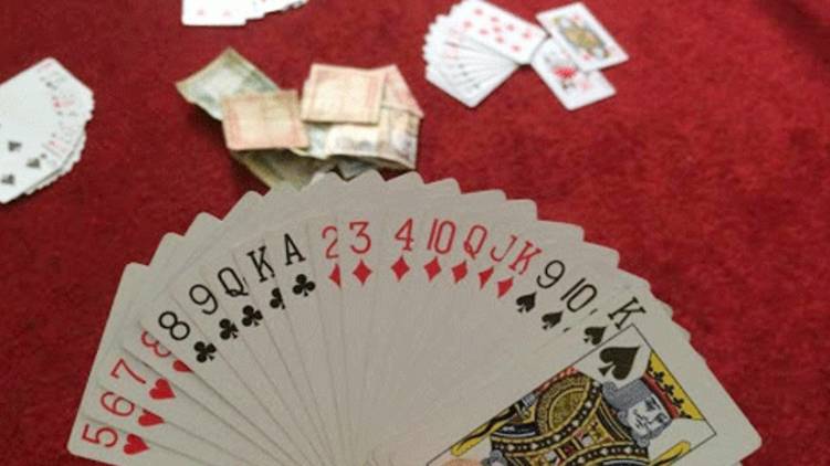 Rs 9 lakh reward for policemen who took playing cards