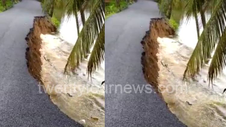 road had been lowered into the river in Alappuzha