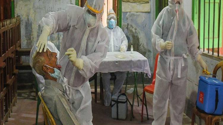 india covid death toll crossed 8000