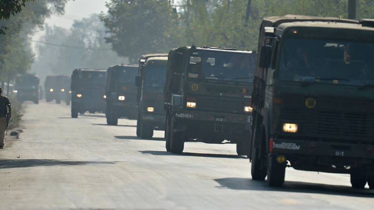 india begins large scale army movement