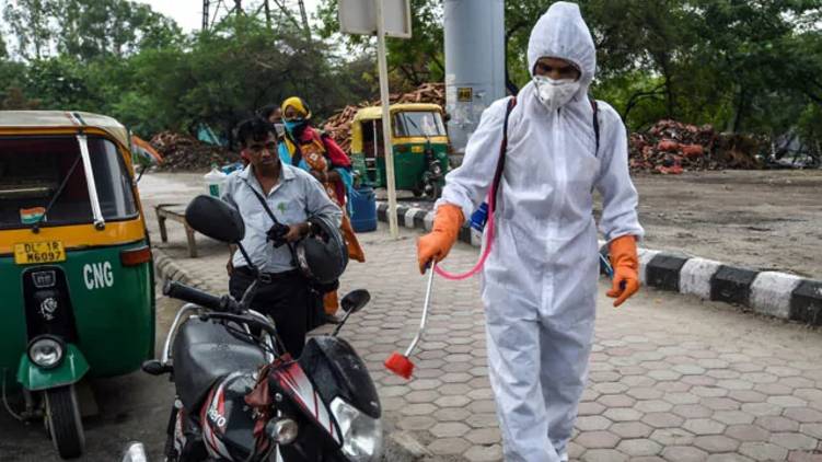 india reports 334 covid deaths 24 hours