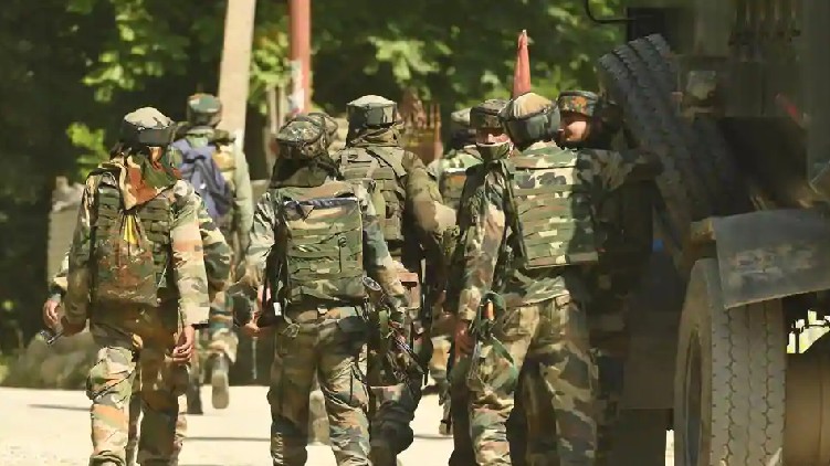 Pakistan ceasefire 4 injured