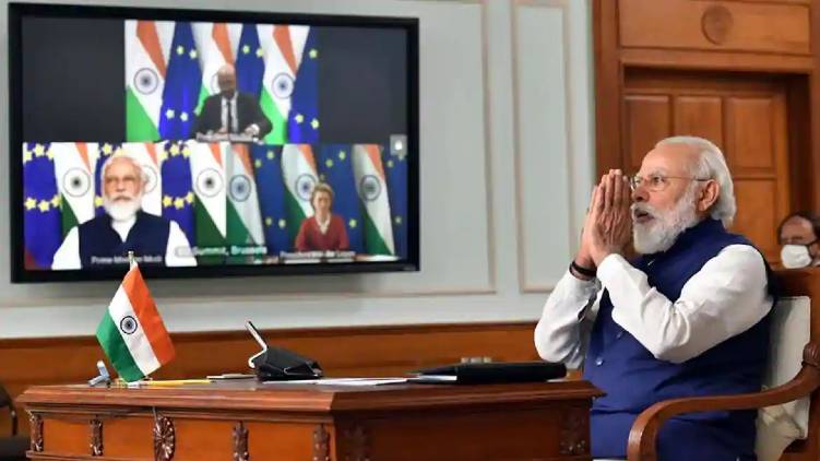 narendra modi invites american companies to invest