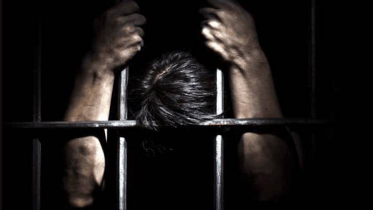 kannur covid confirmed man escapes prison
