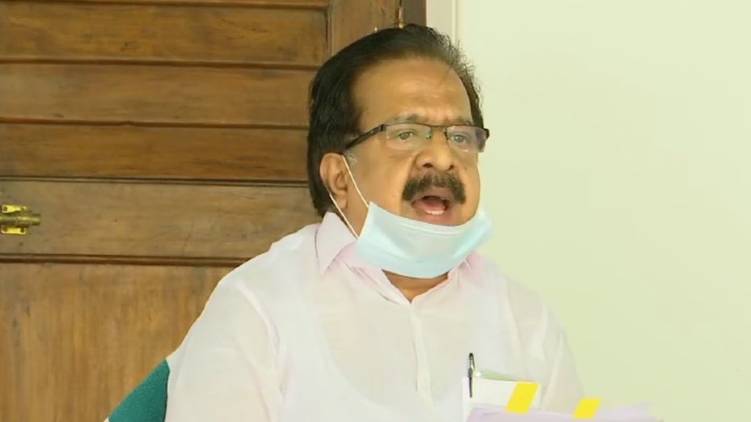 wont support complete lockdown says chennithala