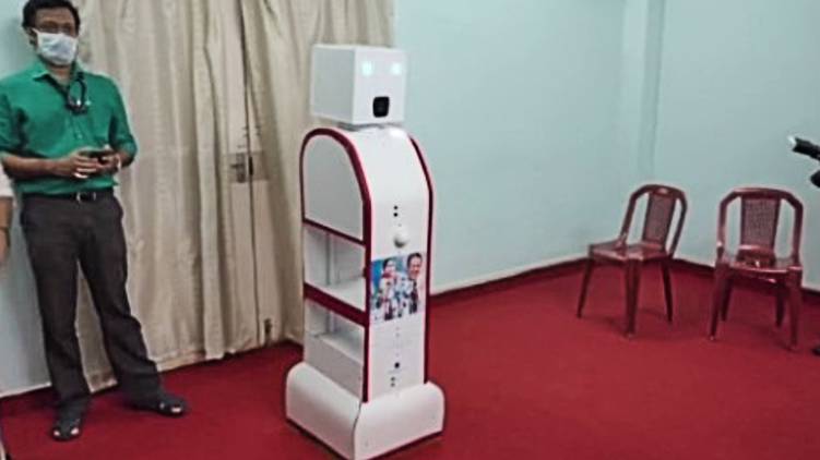 pariyaram medical college robot