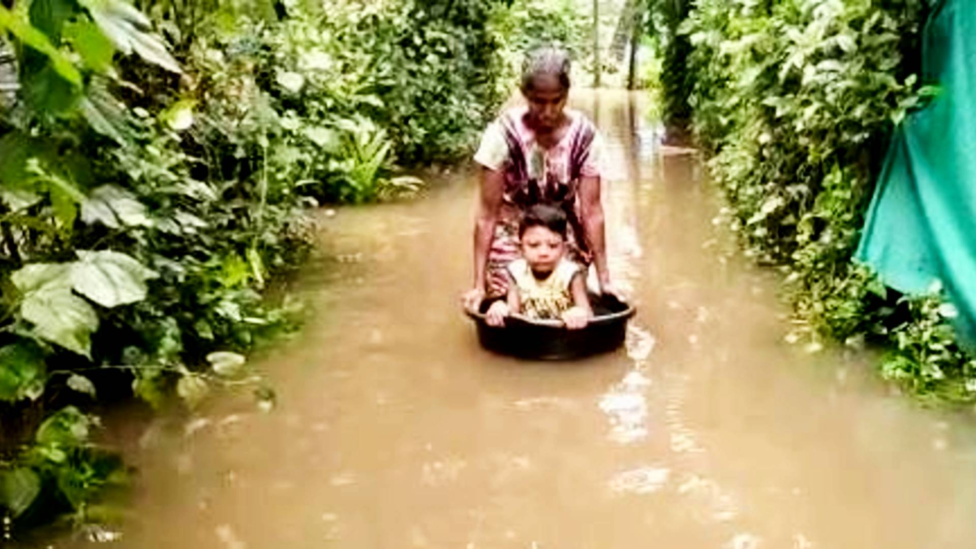 low regions of periyar flooded