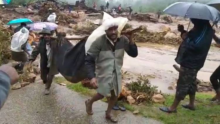 12 rescued from pettimudi landslide