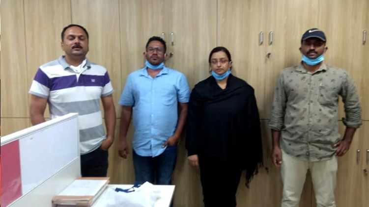 gold smuggling attache