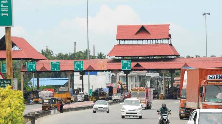 paliyekkara toll plaza toll increased