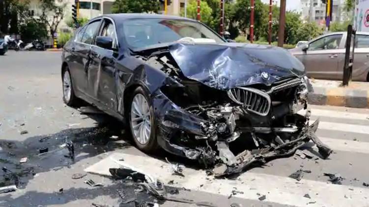 pollution certificate not required for claiming accident insurance