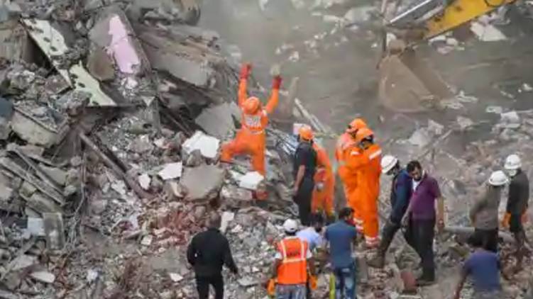 raigad building collapsed 15 dead