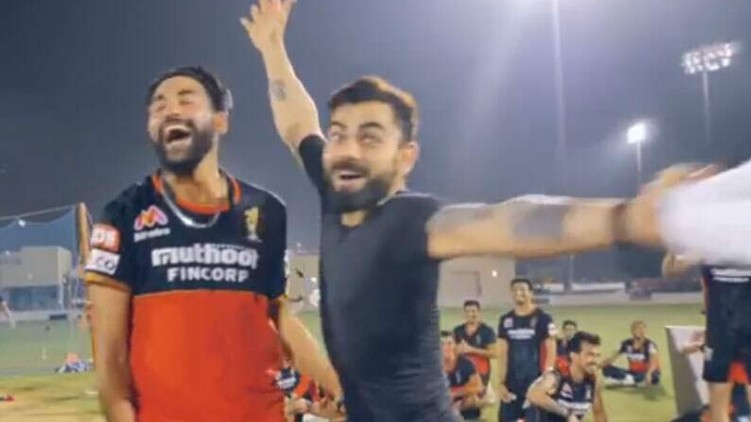 RCB Virat Kohli Bowling