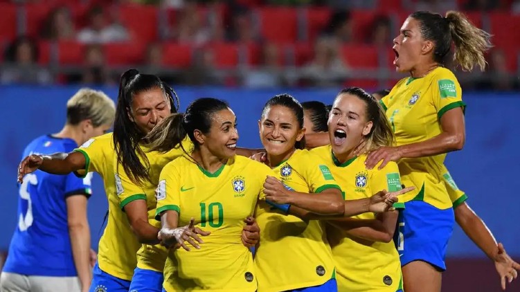 Brazil equal pay football