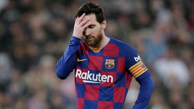 Lionel Messi staying Barcelona