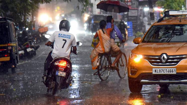 orange alert three districts kerala today