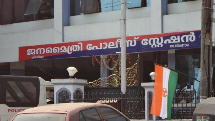 palarivattom police station CI covid