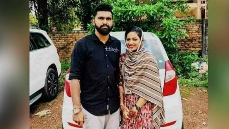 serial actress lakshmi pramod anticipatory bail