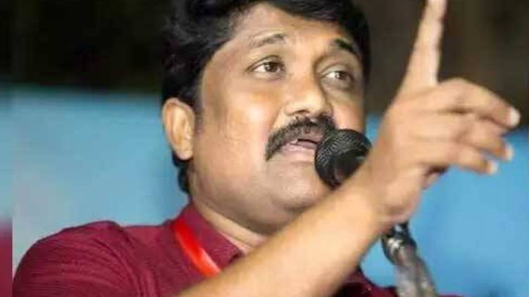DYFI demands probe against km Shaji's financial source