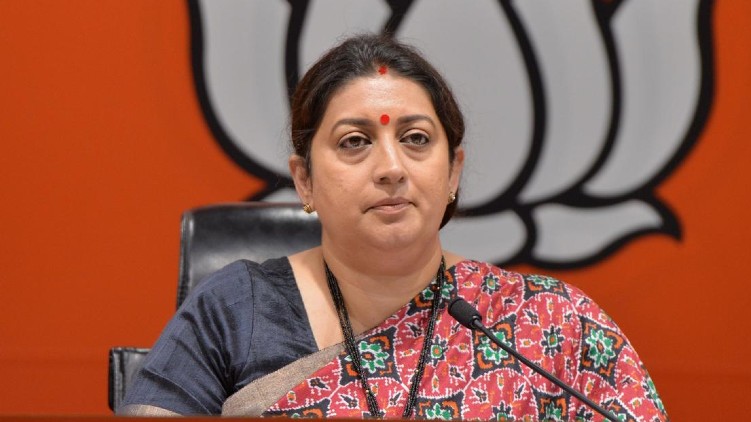 Smriti Irani Positive Coronavirus