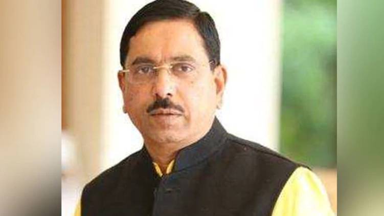 Union Minister Pralhad Joshi tests COVID positive
