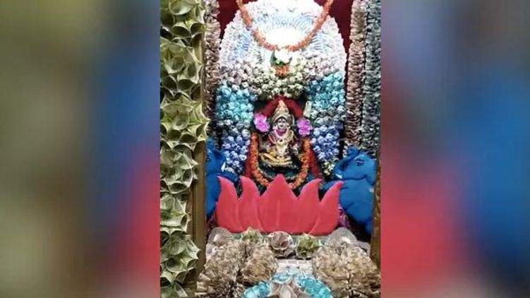 Decorations currency 1 crore