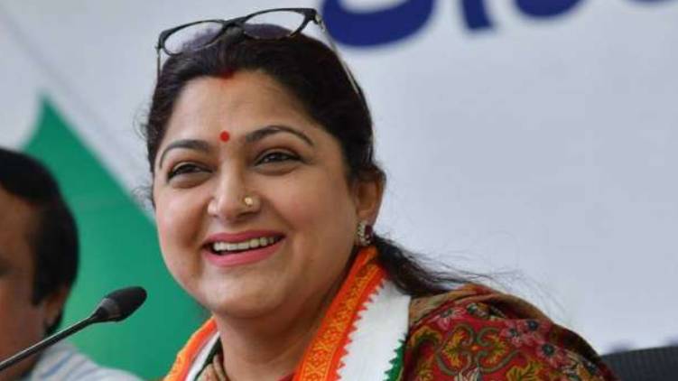 khushboo resigned from congress