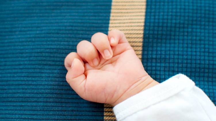mother abandons kid after affecting covid