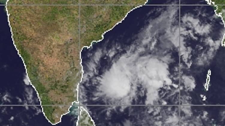 potential for low pressure in bay of bengal