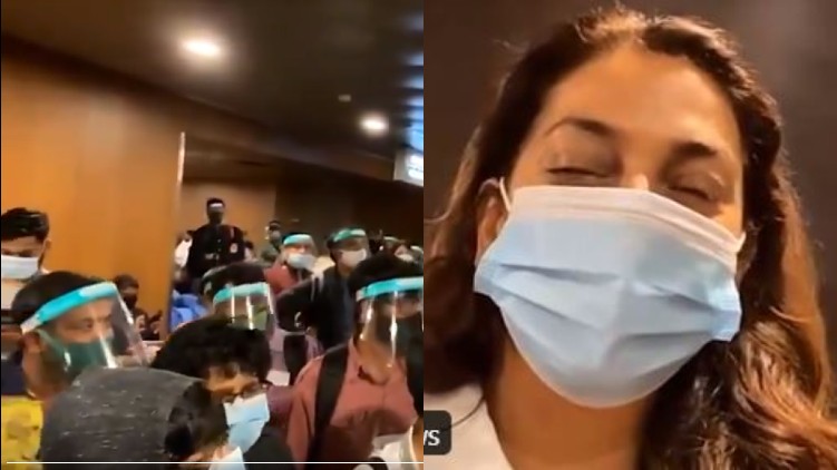Juhi Chawla airport authorities